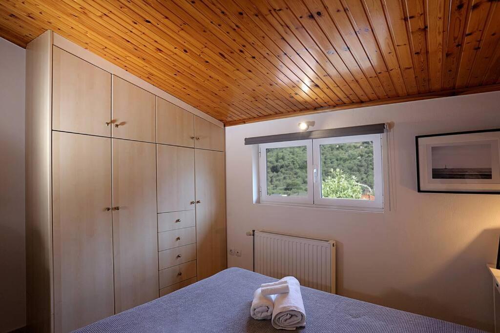"Elegant & Quiet House" Lägenhet Igoumenitsa Exteriör bild